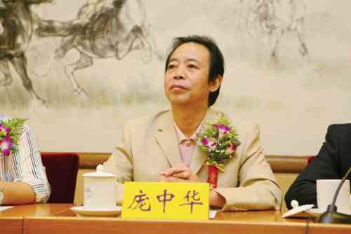 鋼筆禮品再次走紅 玩轉(zhuǎn)時尚生活