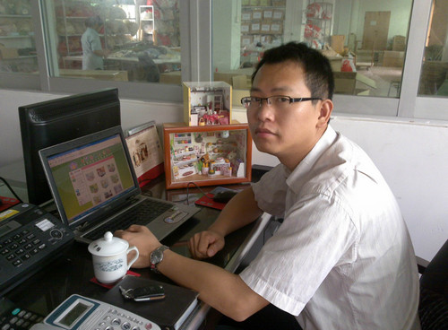 弘達李錦煥：轉角遇商機