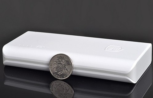 電母PQ1201移動電源 帶來多重智能保護