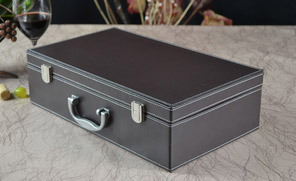 百詣干電池電動(dòng)開瓶器4件套單支酒箱BY711