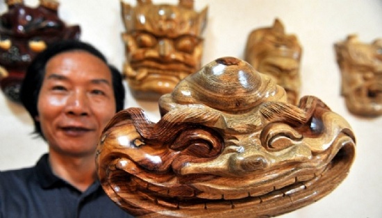 張宜祥：儺面具雕塑第一人