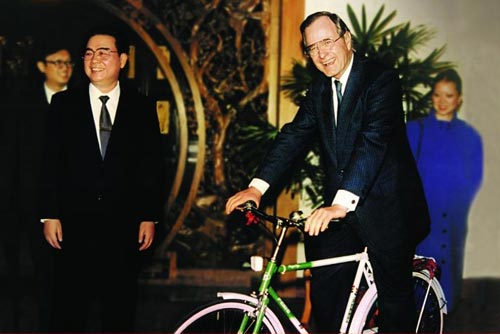 新中國的外交禮品都有什么？