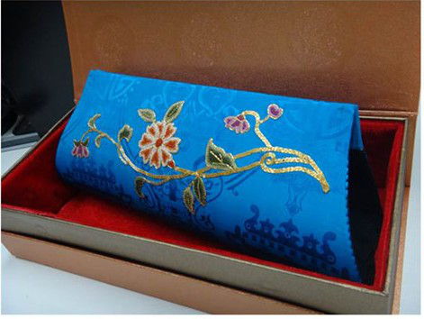 鼎盛絲綢緣何升級為“東方奢侈禮品”？