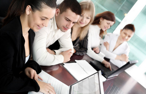 商務(wù)紀(jì)念禮品選擇不能千篇一律