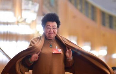 收藏家陳麗華：將紫檀融入生命的女人