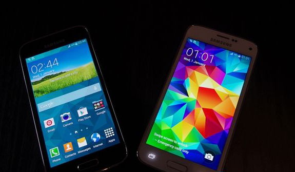 三星S5 mini 4.5寸適合單手把握