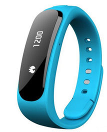 華為將藍(lán)牙耳機(jī)塞進(jìn)手環(huán)里