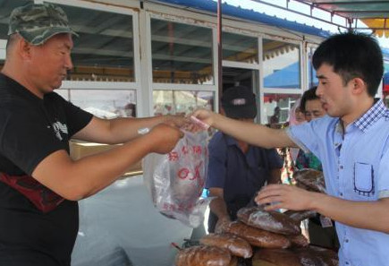 伊犁舉辦首屆旅游商品展覽會