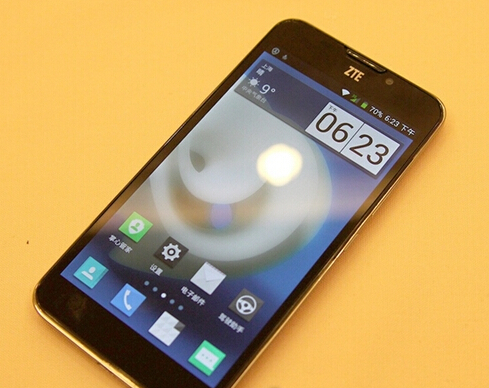 習近平贈國外元首國產機：中興Grand S II