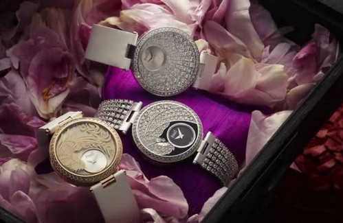 圣誕節(jié)如何借助腕表表達(dá)情義？