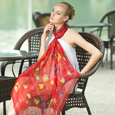 用絲巾纏繞的柔情