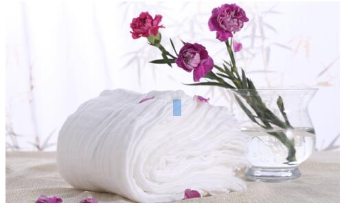 迎三八女神節(jié) 深圳禮品家居展妝點(diǎn)靚麗