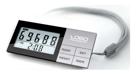 健身禮物給老人：計(jì)步器和手環(huán)哪個(gè)更靠譜？